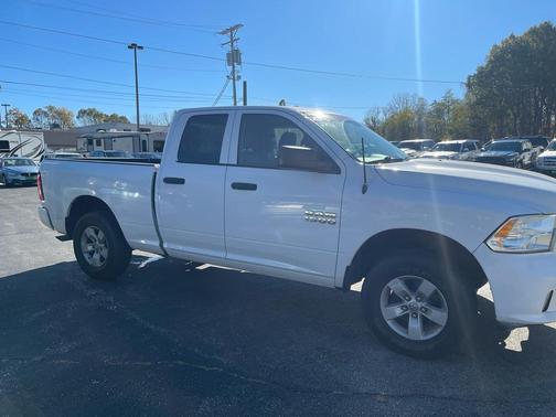 2016 RAM 1500 Tradesman/Express