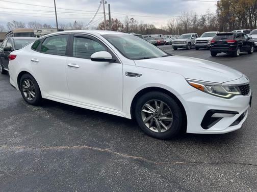 2019 Kia Optima LX