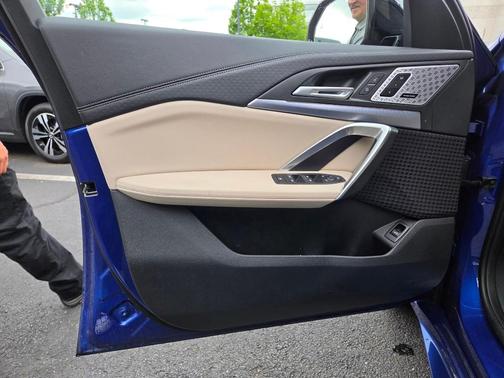 Portimao Blue Metallic 2024 BMW X2 xDrive28i
