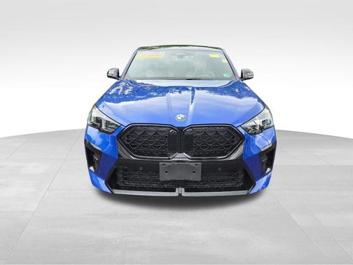 Portimao Blue Metallic 2024 BMW X2 xDrive28i