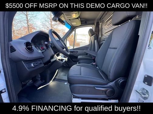 Arctic White 2026 Mercedes-Benz Sprinter 2500 144WB