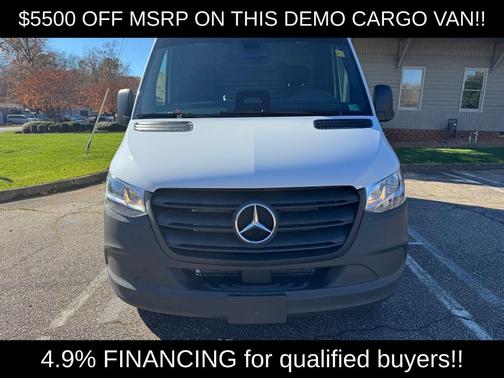 Arctic White 2026 Mercedes-Benz Sprinter 2500 144WB