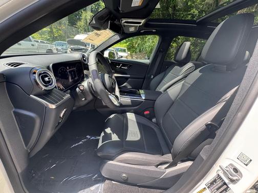 2025 Mercedes-Benz GLC 300 Base 4MATIC