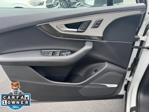 2019 Audi Q7 45 Premium Plus