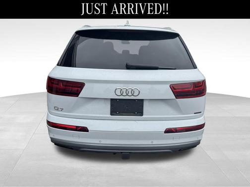 2019 Audi Q7 45 Premium Plus