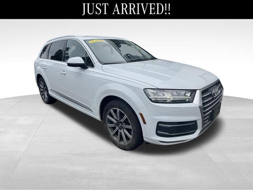 2019 Audi Q7 45 Premium Plus