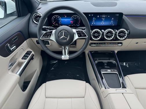 2026 Mercedes-Benz GLA 250 Base 4MATIC