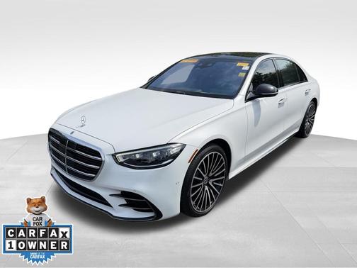 Moonlight White 2024 Mercedes-Benz S-Class S 580 4MATIC