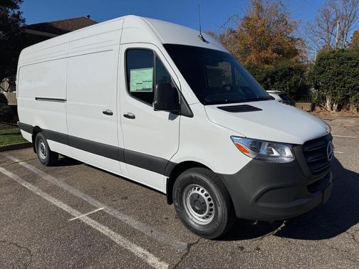 2026 Mercedes-Benz Sprinter 2500 High Roof