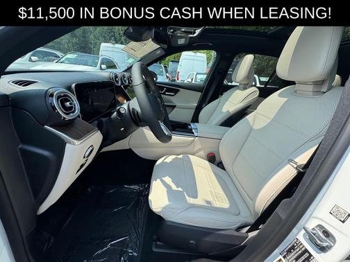 2025 Mercedes-Benz GLC 350e Base 4MATIC
