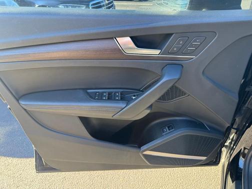 2021 Audi Q5 40 Premium Plus