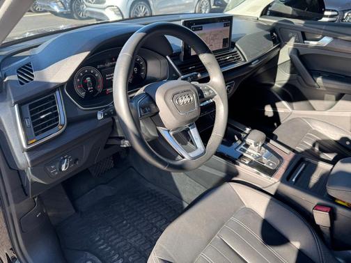 2021 Audi Q5 40 Premium Plus