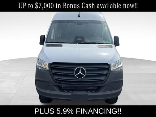 2025 Mercedes-Benz Sprinter 2500 Standard Roof