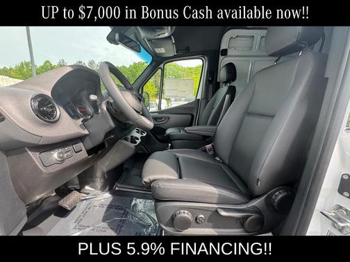 2025 Mercedes-Benz Sprinter 2500 Standard Roof