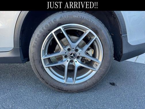 2018 Mercedes-Benz GLC 300 Base 4MATIC