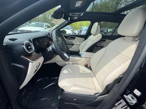 2025 Mercedes-Benz GLC 300 Base 4MATIC