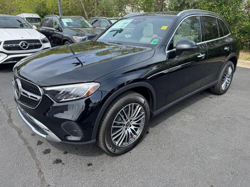 2025 Mercedes-Benz GLC 300 Base 4MATIC