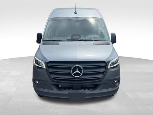 2025 Mercedes-Benz Sprinter 2500 High Roof
