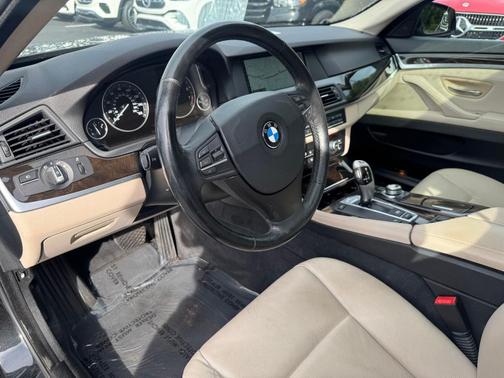 2011 BMW 535 i