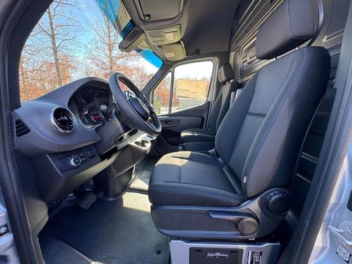 2026 Mercedes-Benz Sprinter 2500 Standard Roof