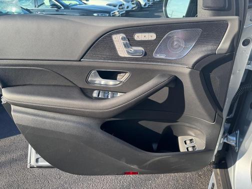 2025 Mercedes-Benz GLE 450e 4MATIC
