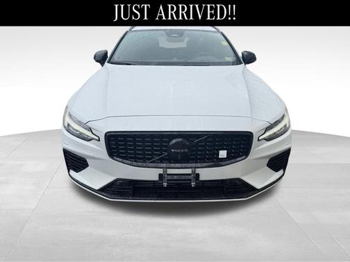2025 Volvo V60 Plug-In Hybrid T8 Polestar Engineered