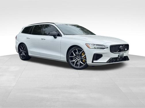 2025 Volvo V60 Plug-In Hybrid T8 Polestar Engineered