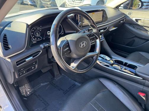 2020 Hyundai SONATA Limited