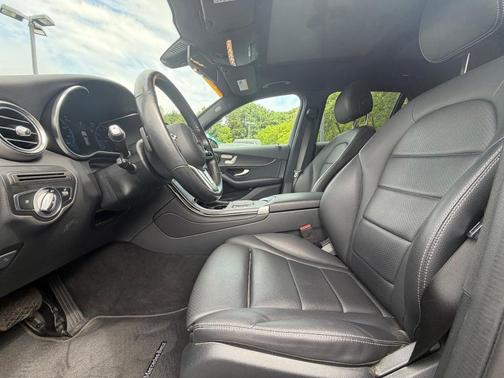 Black 2021 Mercedes-Benz GLC 300 Base 4MATIC