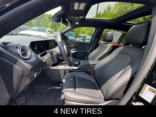 2023 Mercedes-Benz GLB 250 Base 4MATIC