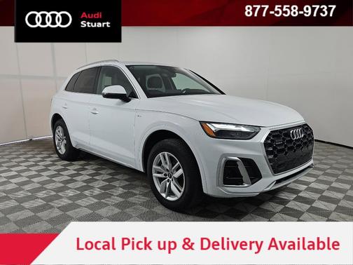 Glacier White Metallic 2023 Audi Q5 45 S line quattro Premium