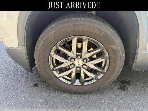 2017 GMC Acadia SLT-1