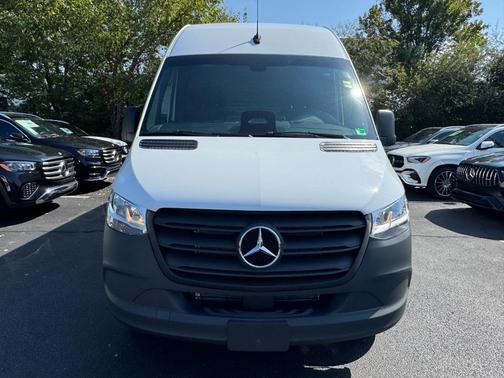 Arctic White 2026 Mercedes-Benz Sprinter 2500 170 WB High Roof Extended Cargo