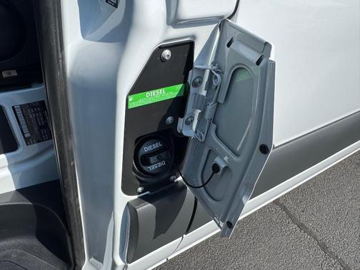 Arctic White 2026 Mercedes-Benz Sprinter 2500 170 WB High Roof Extended Cargo