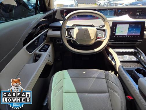 Black Metallic 2025 Lincoln Nautilus Premiere