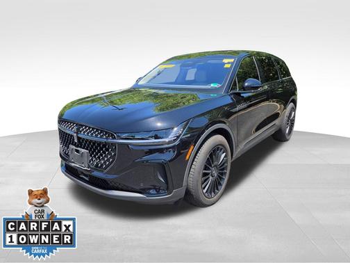 Black Metallic 2025 Lincoln Nautilus Premiere