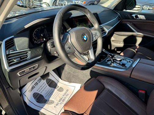 2022 BMW X7 xDrive40i