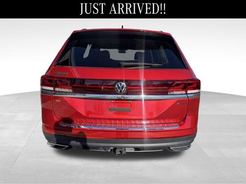 2025 Volkswagen Atlas 2.0T SE