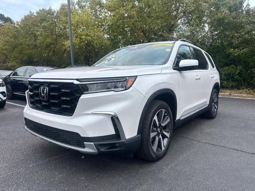 Platinum White Pearl 2025 Honda Pilot EX-L