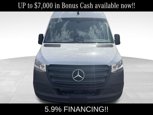 2025 Mercedes-Benz Sprinter 2500 Standard Roof