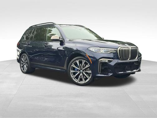 2021 BMW X7 M50i