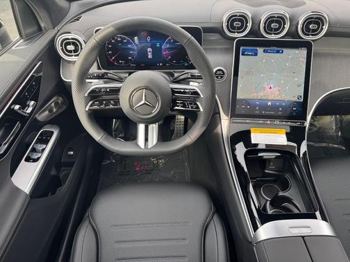 2025 Mercedes-Benz GLC 300 Base 4MATIC