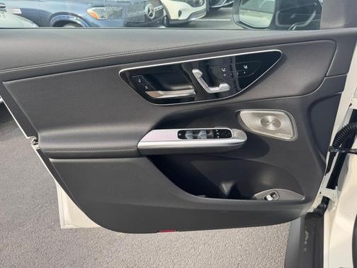 2025 Mercedes-Benz GLC 300 Base 4MATIC