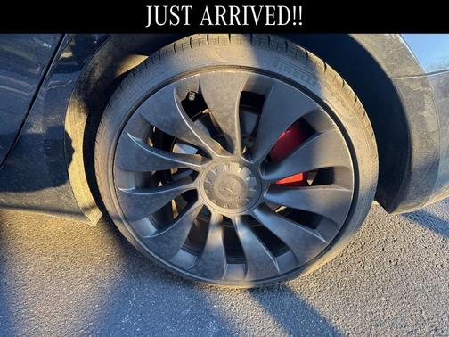 2023 Tesla Model 3 Performance