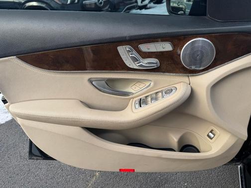 2015 Mercedes-Benz C-Class C 300