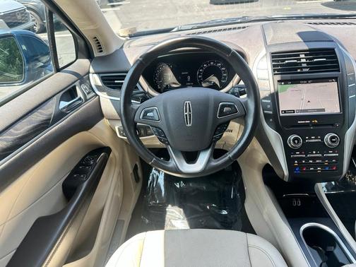 Blue Metallic 2019 Lincoln MKC Reserve