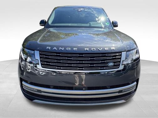 2024 Land Rover Range Rover P400 SE