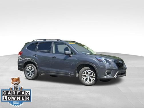 Magnetite Gray Metallic 2024 Subaru Forester Premium