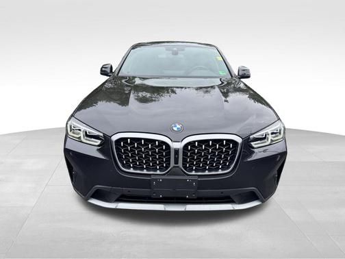 2024 BMW X4 xDrive30i