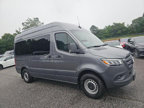 2024 Mercedes-Benz Sprinter 2500 144 WB Standard Roof Passenger